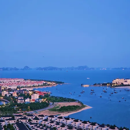 Ateostay - Citadines Marina Ha Long Bay